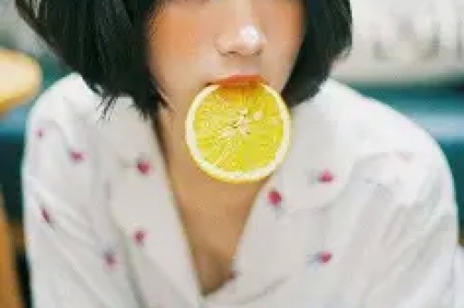 事实证明＂销声匿迹＂的宋祖英早就已经走上了另一条康庄大道