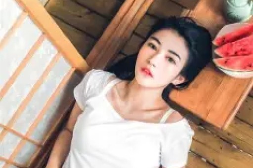 《我不是大师》和《黑岛监狱》各看4集一部已弃剧一部狂追